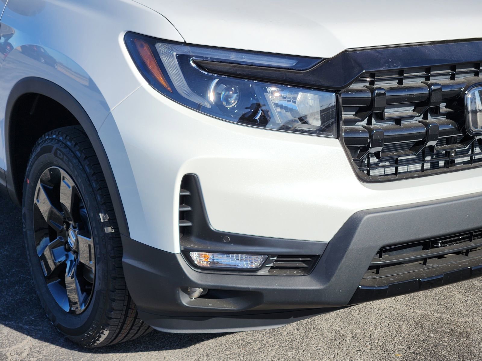 New 2026 Honda Ridgeline Black Edition image 10