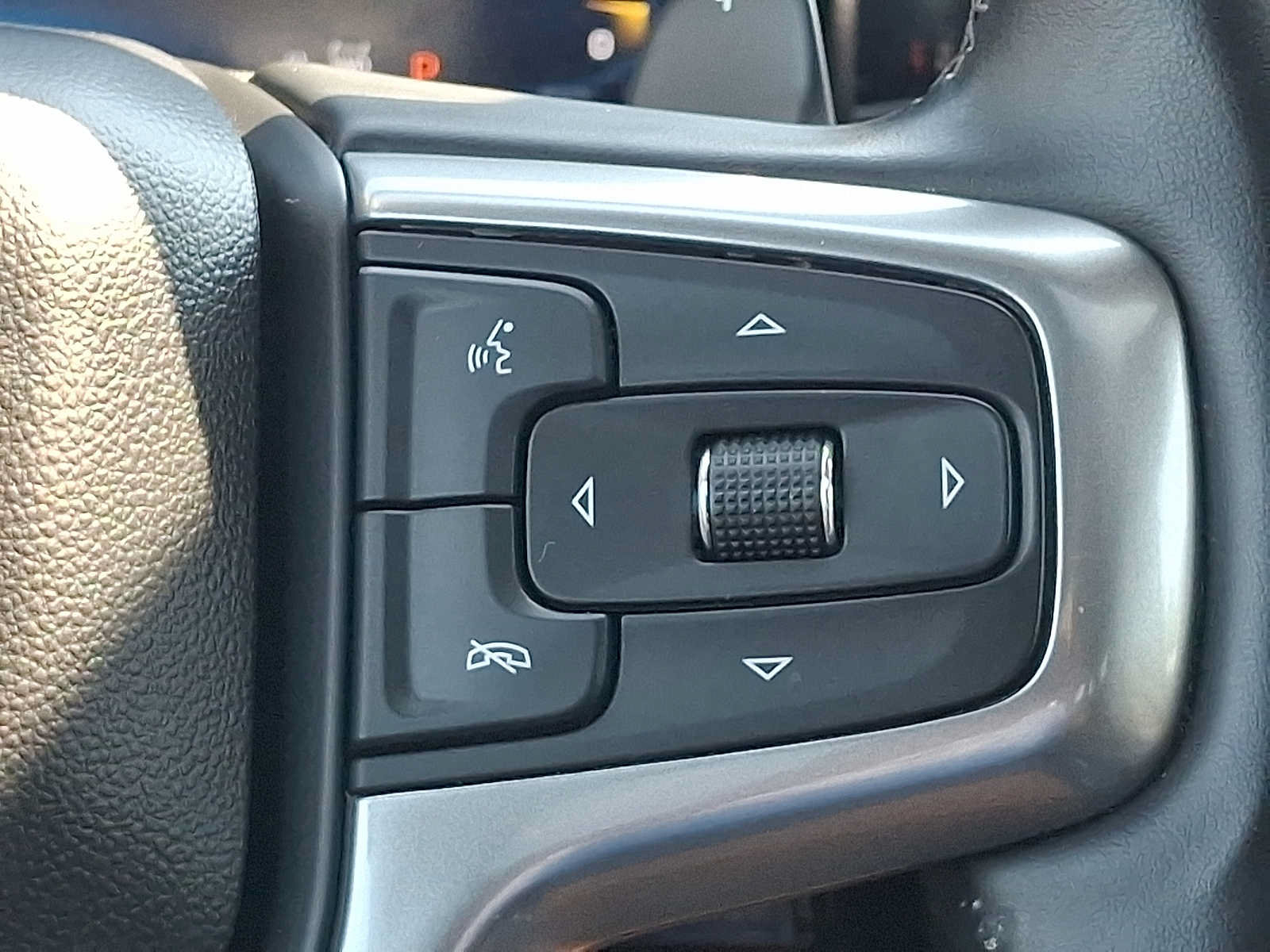 Used 2024 Chevrolet Silverado 1500 LT Trail Boss w/ Convenience Package II AWD/4WD image 22