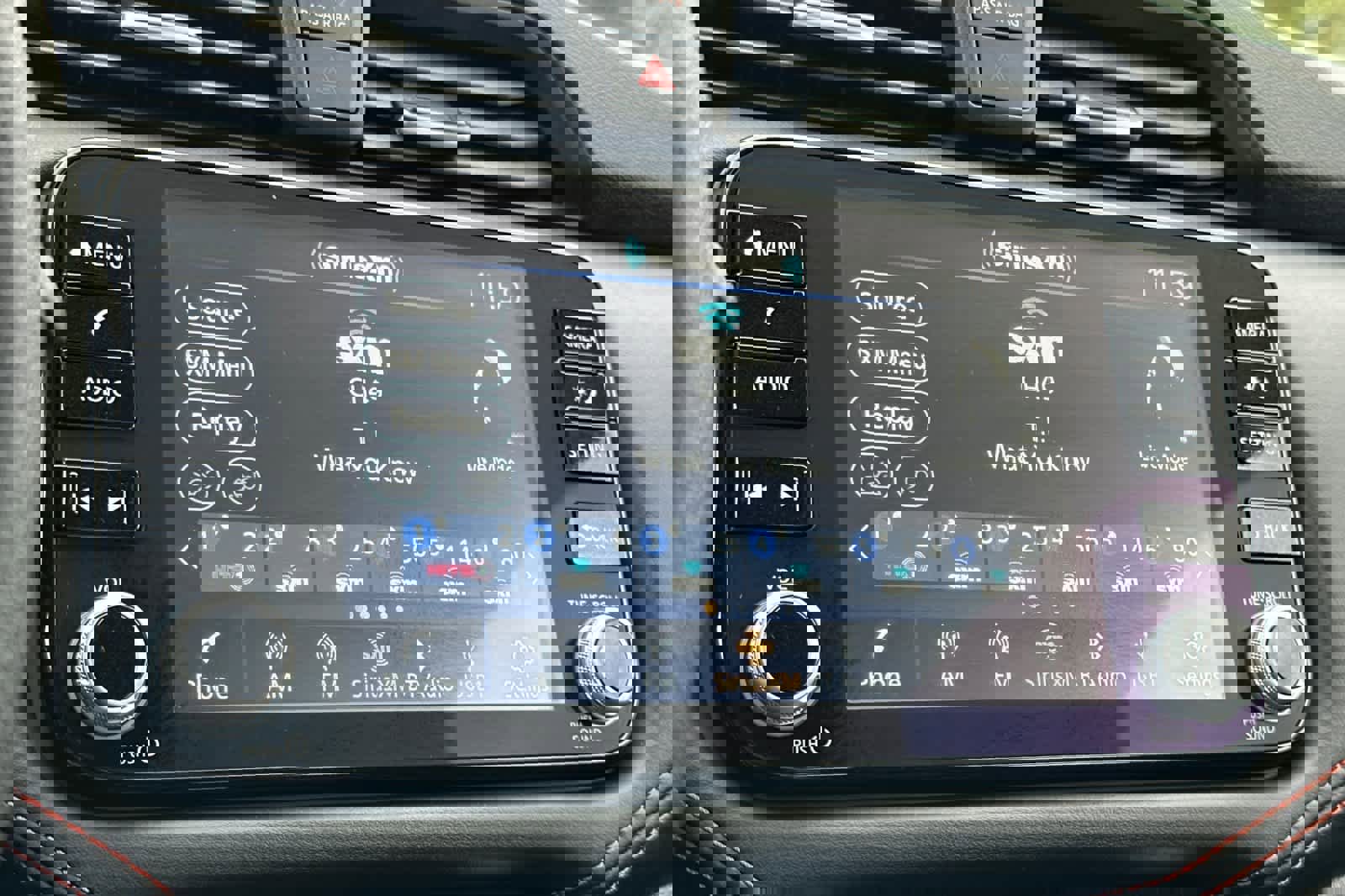 New 2025 Nissan Versa SR w/ Trunk Package image 17