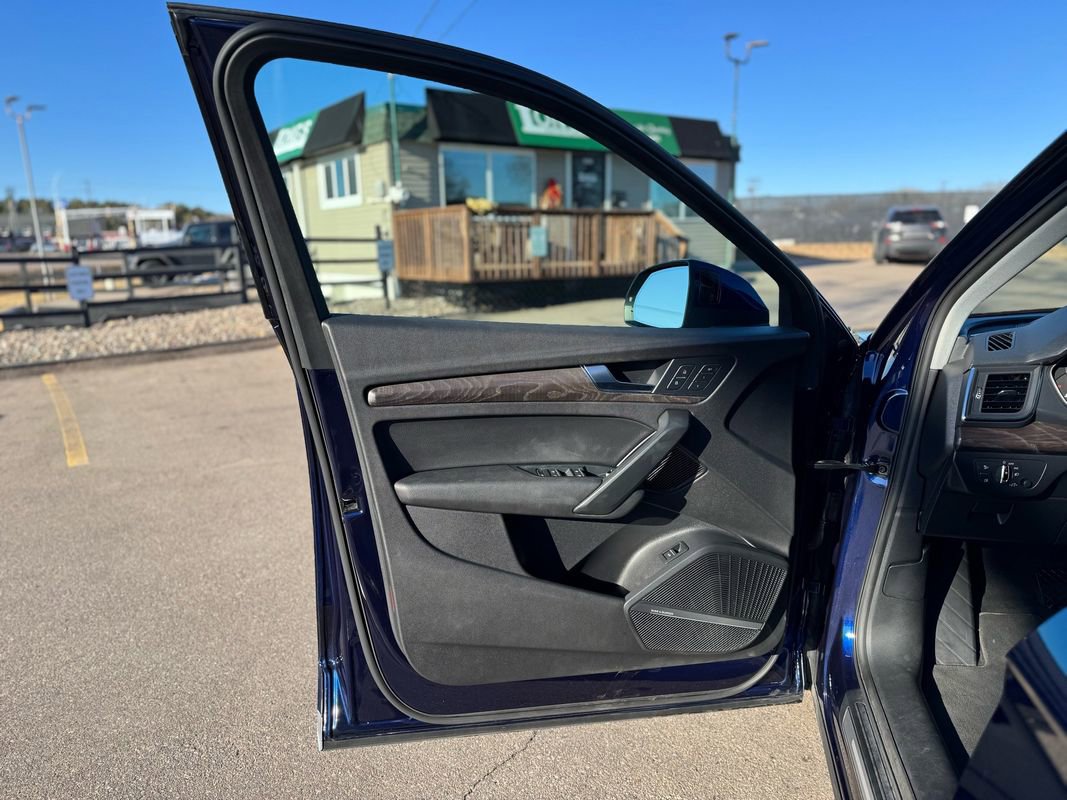 Used 2018 Audi Q5 2.0T Premium Plus w/ Premium Plus Package image 22