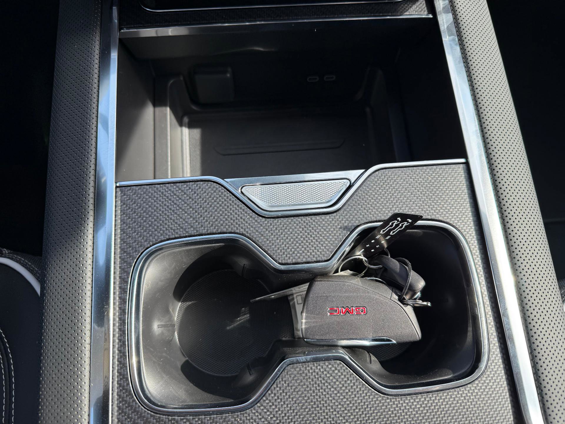 New 2026 GMC Sierra EV Elevation image 15