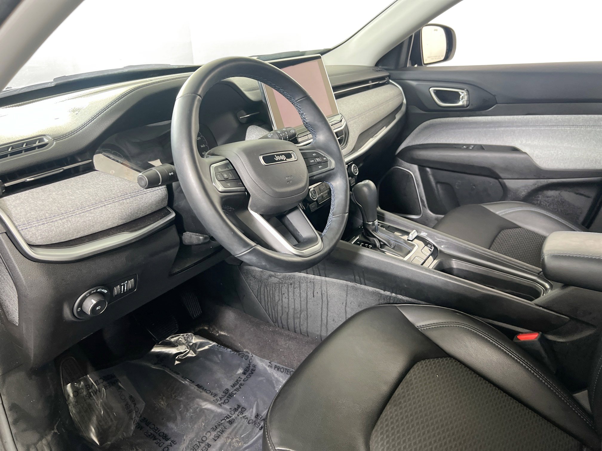 Used 2022 Jeep Compass Latitude w/ Convenience Group image 9