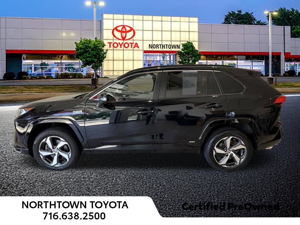 Used 2021 Toyota RAV4 SE w/ Weather & Moonroof Package