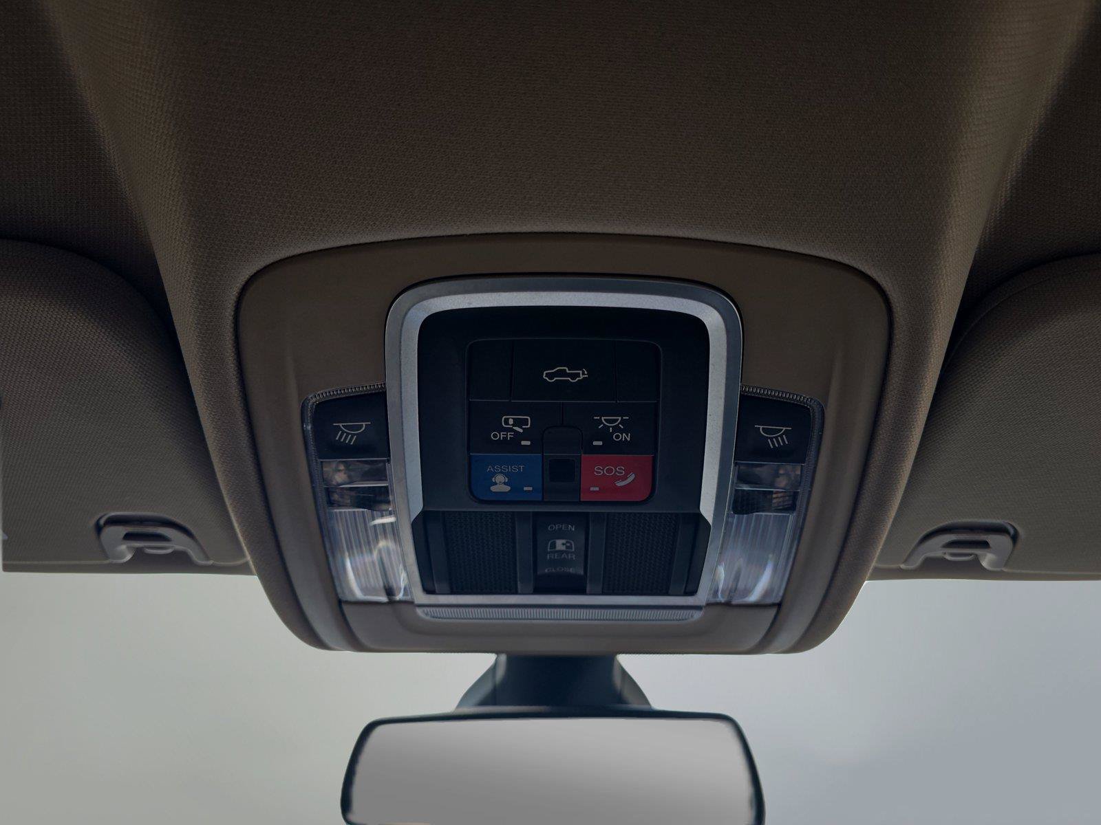 Used 2019 RAM 1500 Laramie AWD/4WD image 19