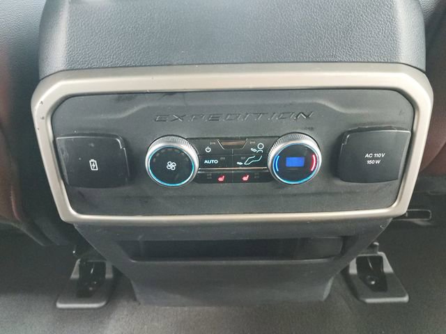 Used 2024 Ford Expedition Limited image 37