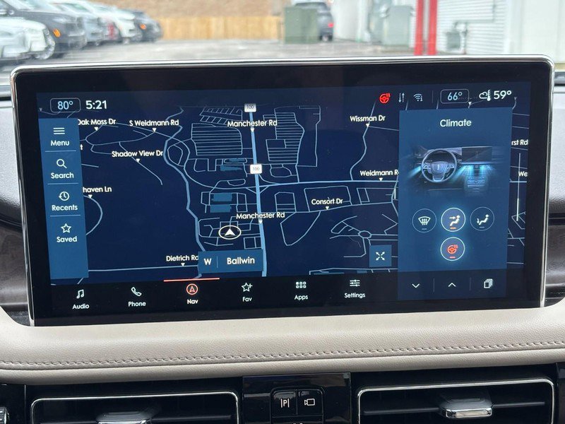 Certified 2023 Lincoln Nautilus Reserve image 22