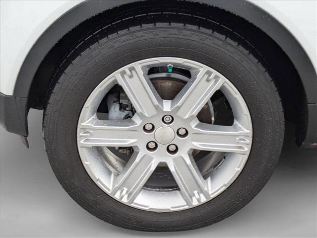 Used 2014 Land Rover Range Rover Evoque Pure Premium image 26