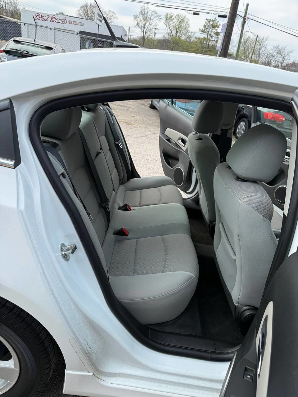 Used 2014 Chevrolet Cruze LT w/ All-Star Edition image 15