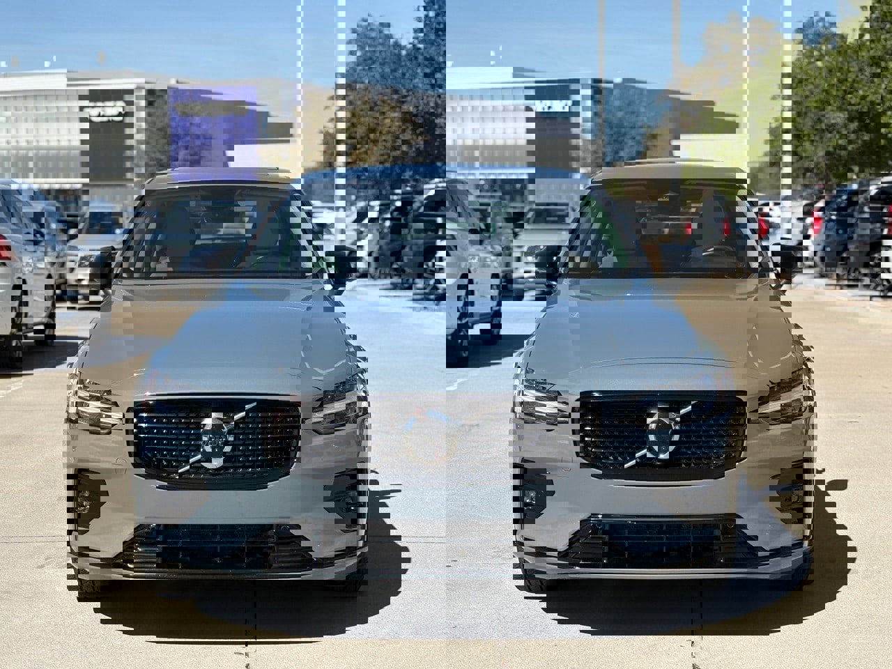 Certified 2023 Volvo S60 B5 Plus image 4