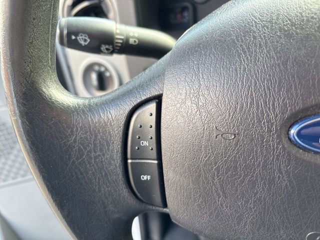 Used 2014 Ford E-250 and Econoline 250 w/ Power Group image 14