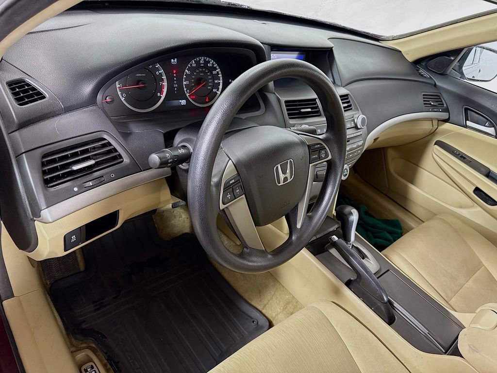 Used 2012 Honda Accord LX image 9
