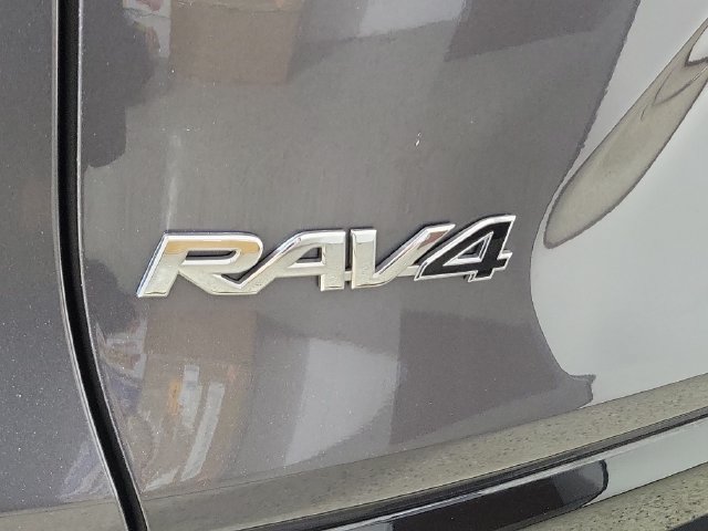 Used 2025 Toyota RAV4 XSE w/ Advanced Technology Package AWD/4WD image 9
