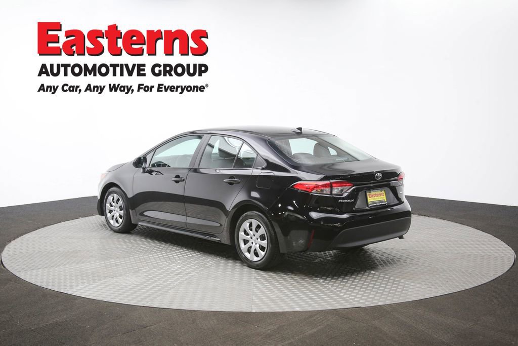 Used 2025 Toyota Corolla LE image 65