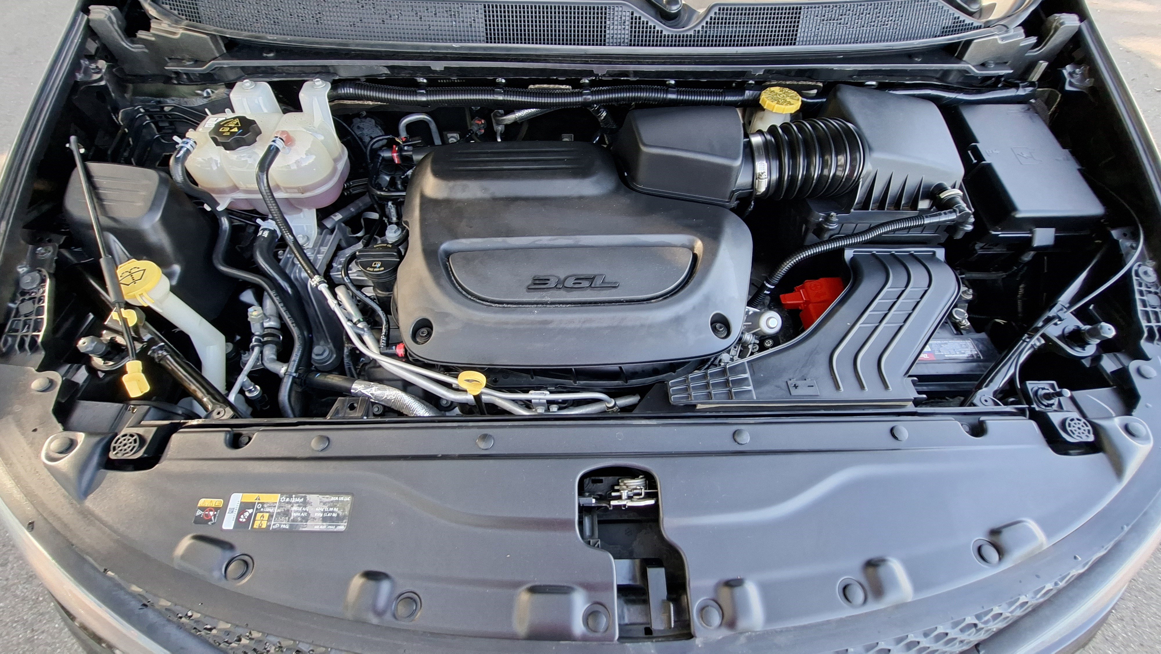 Used 2024 Chrysler Voyager LX image 25