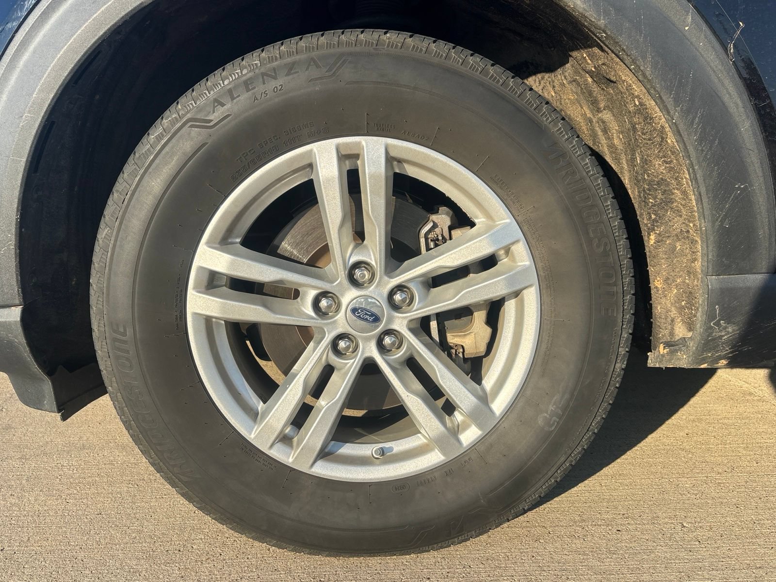 Used 2021 Ford Explorer XLT RWD image 4