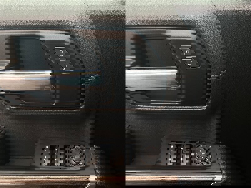 Used 2021 Chevrolet Silverado 1500 LT image 23