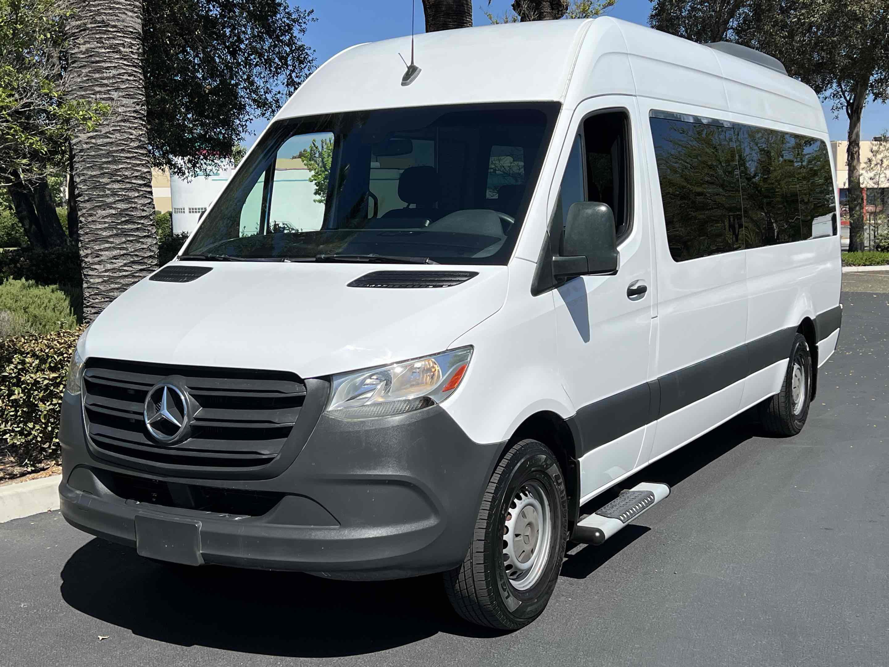 Used 2019 Mercedes-Benz Sprinter 2500 w/ Driver Convenience Package image 24