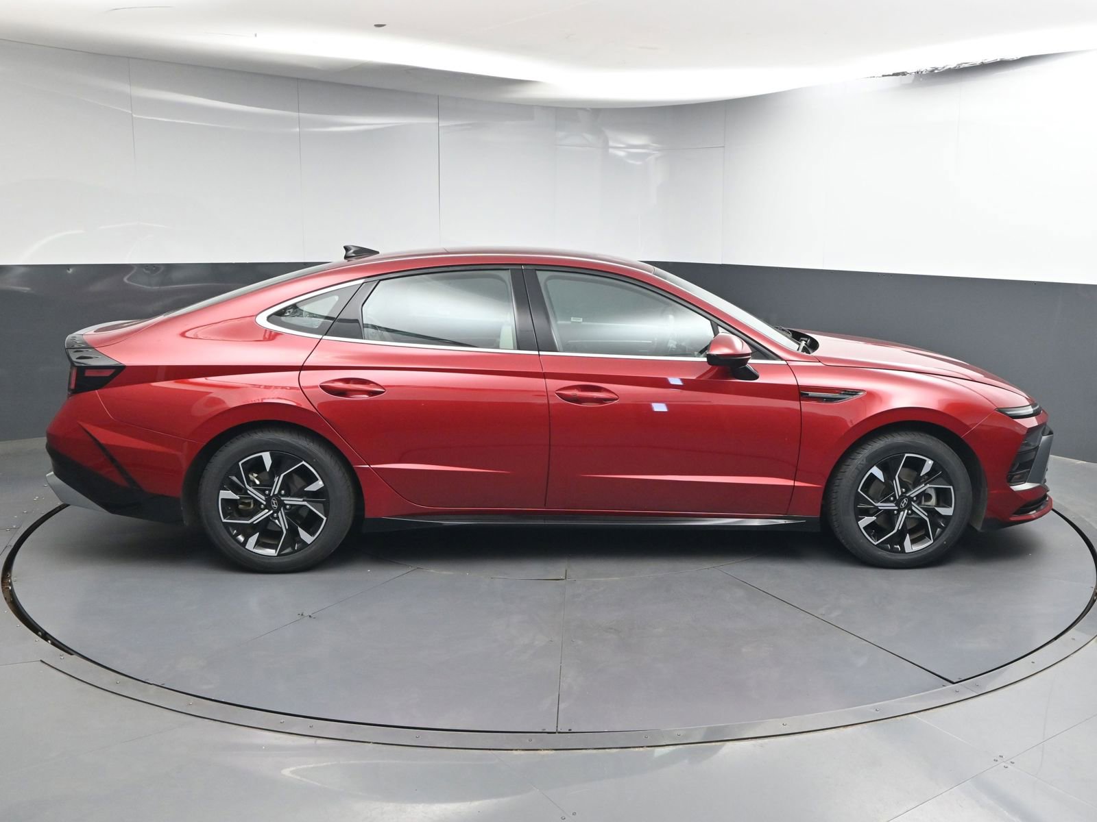 Used 2025 Hyundai Sonata SEL image 8