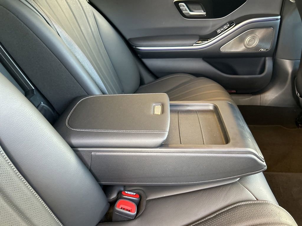 Used 2023 Mercedes-Benz S 500 4MATIC w/ AMG Line image 33