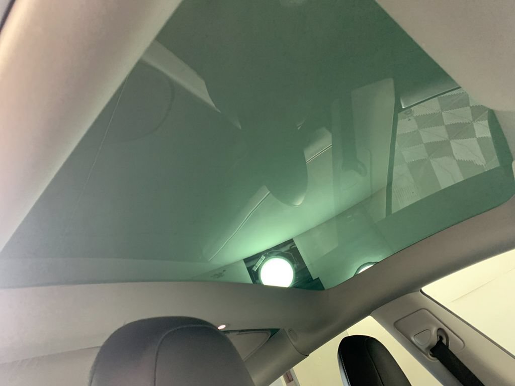 Used 2021 Tesla Model 3 Standard Range RWD image 36
