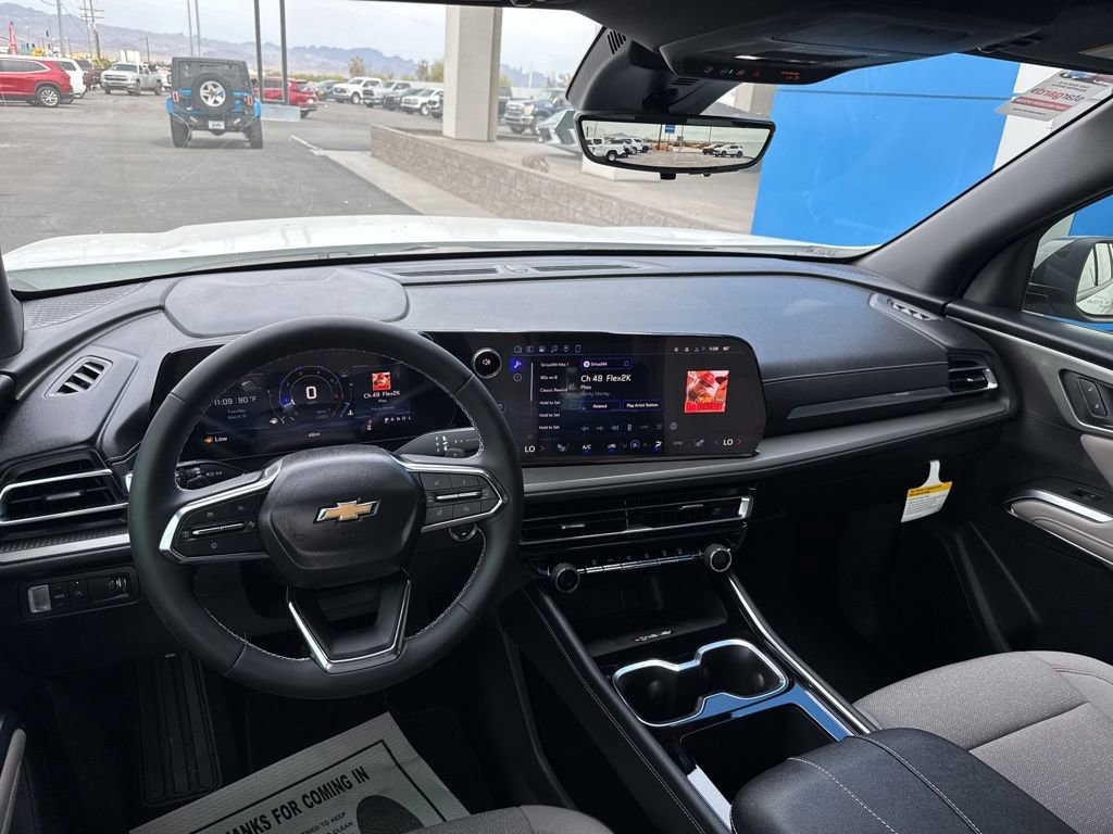 New 2026 Chevrolet Traverse LT w/ Driver Confidence Package FWD image 24