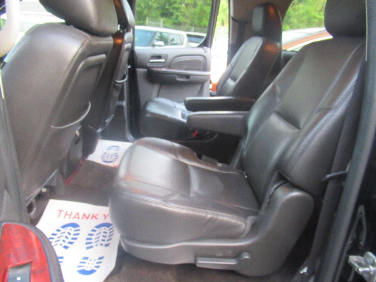 Used 2013 Cadillac Escalade ESV AWD w/ Livery Package image 33