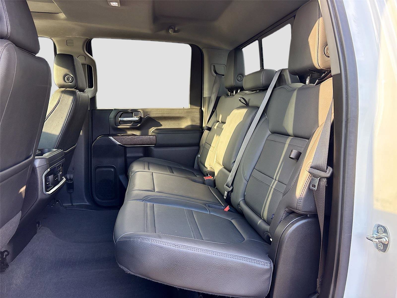 Used 2021 GMC Sierra 3500 Denali w/ Denali Ultimate Package image 28