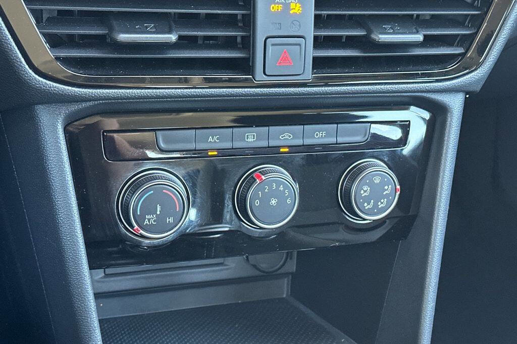 Used 2024 Volkswagen Taos S image 20