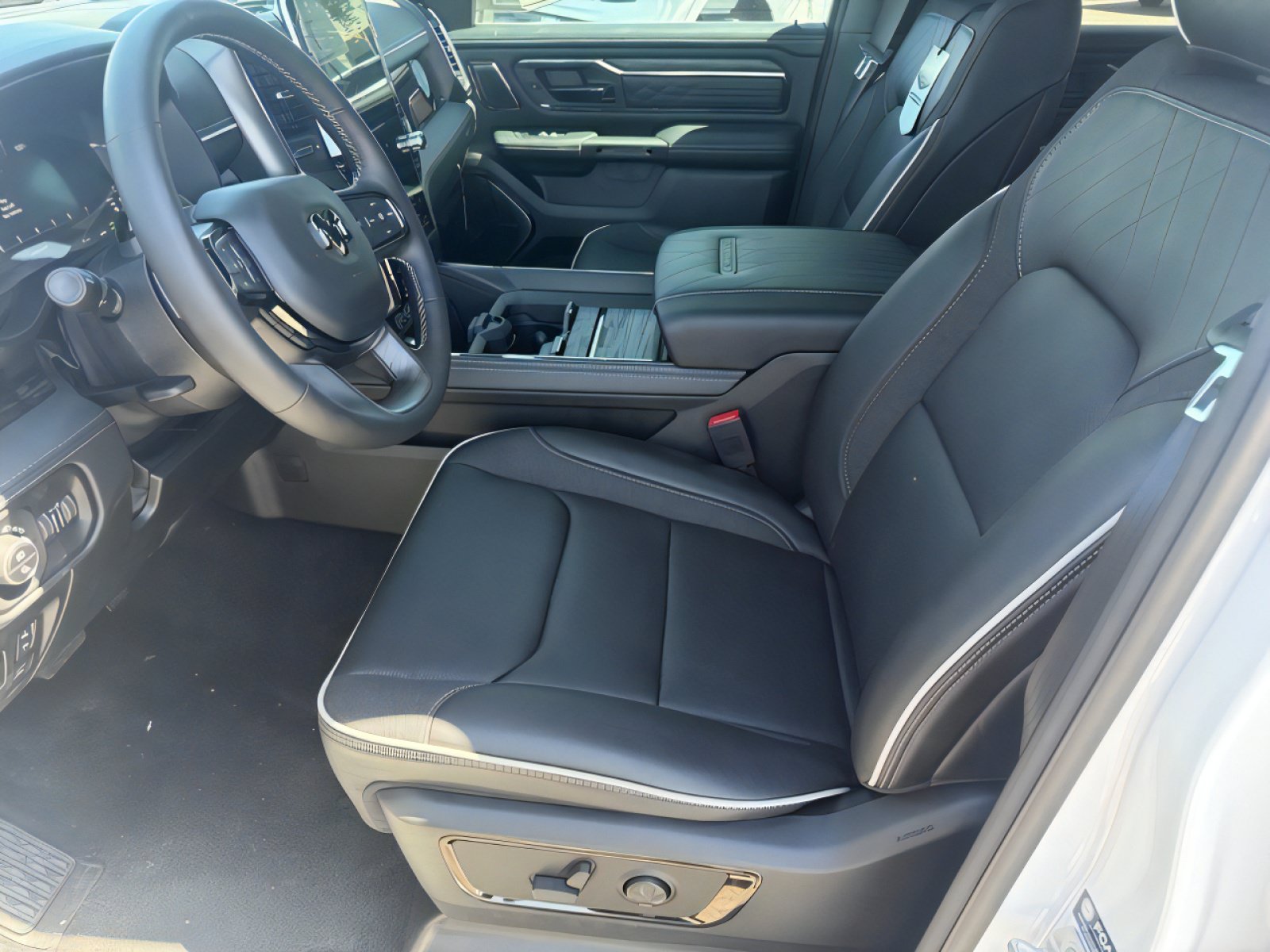New 2026 RAM 1500 Limited AWD/4WD image 12