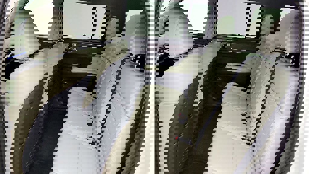 Used 2024 Hyundai Santa Fe Limited image 22