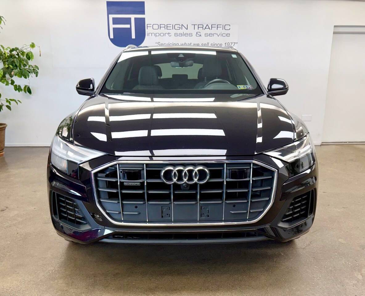 Used 2019 Audi Q8 Premium Plus w/ Premium Plus image 2