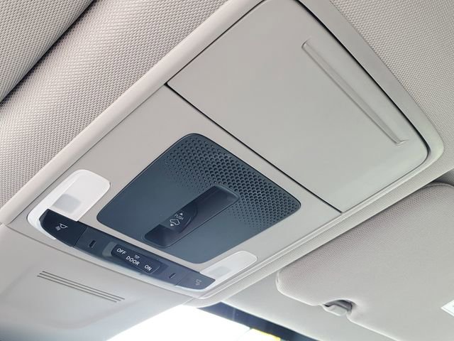 Used 2025 Honda CR-V EX image 30