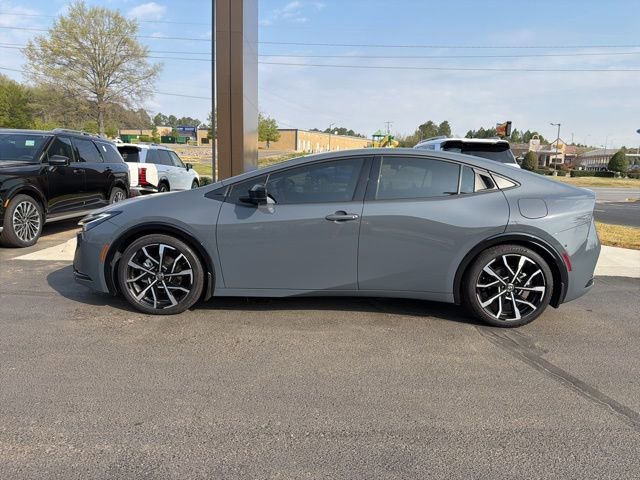 Used 2024 Toyota Prius Prime Premium image 4