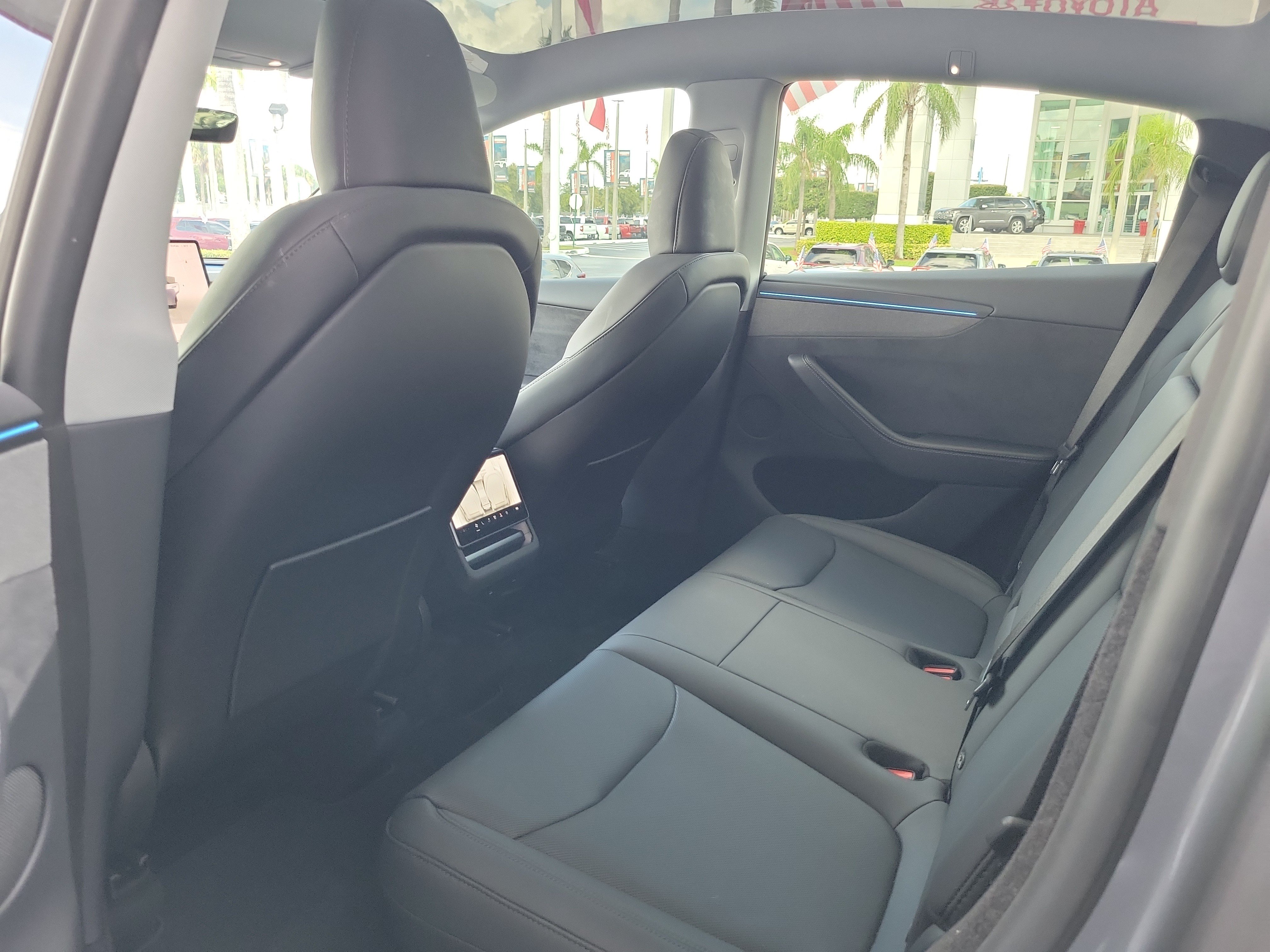 Used 2026 Tesla Model Y AWD image 17