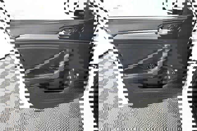 Certified 2022 Volkswagen Jetta SE image 19