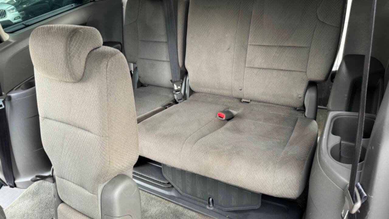 Used 2016 Honda Odyssey SE image 17