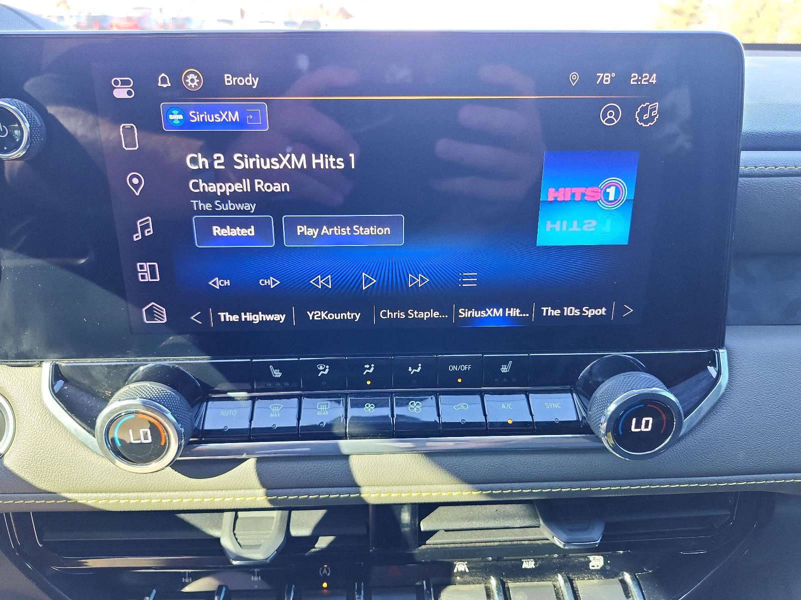 Certified 2024 Chevrolet Colorado ZR2 w/ Technology Package image 15