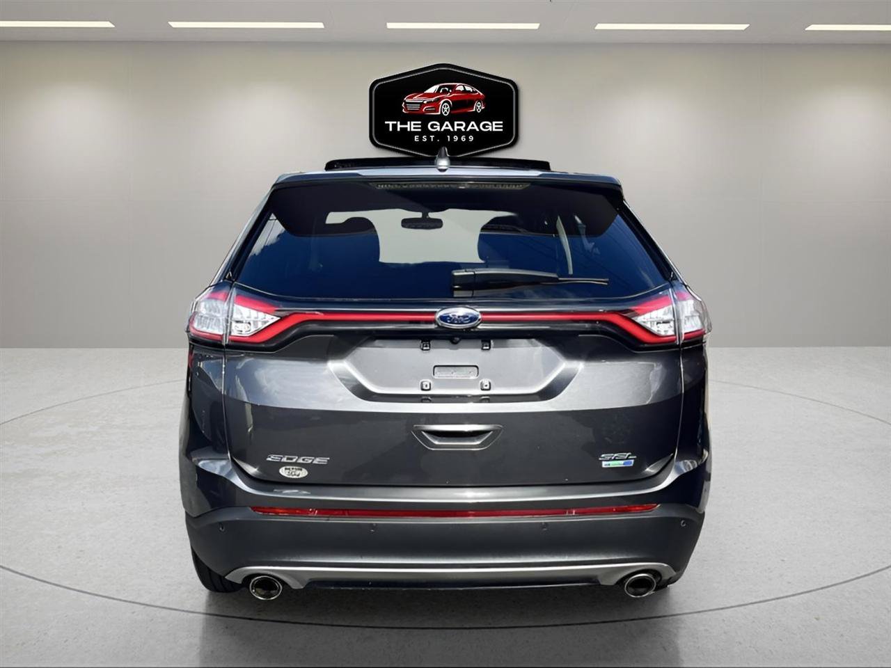 Used 2017 Ford Edge SEL w/ Equipment Group 201A AWD/4WD image 4
