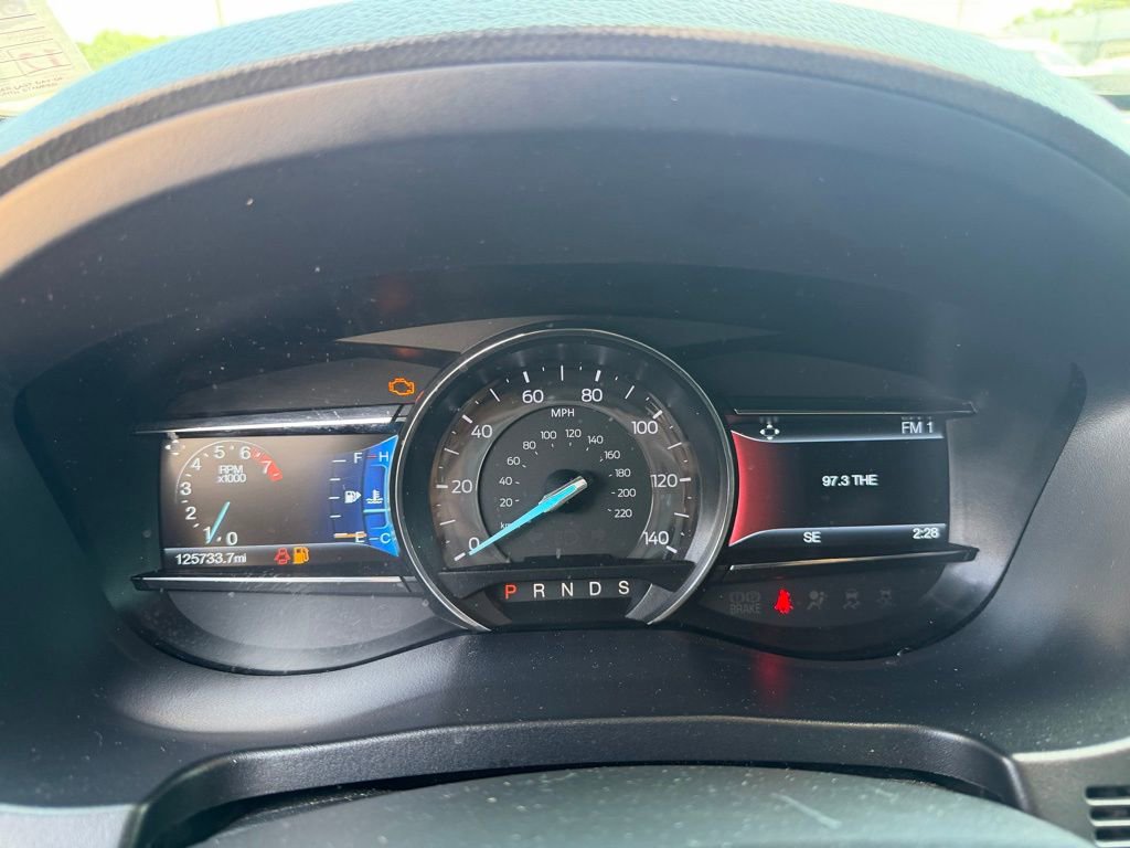 Used 2016 Ford Explorer XLT w/ Equipment Group 202A FWD image 18