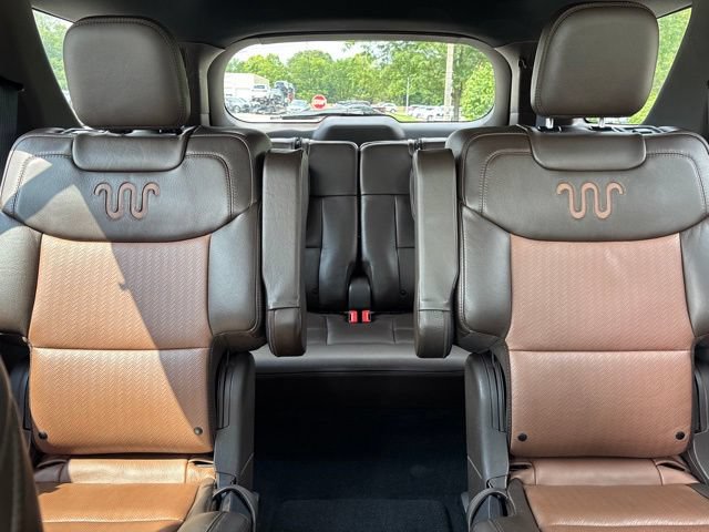 Used 2021 Ford Explorer King Ranch w/ Premium Technology Package AWD/4WD image 27