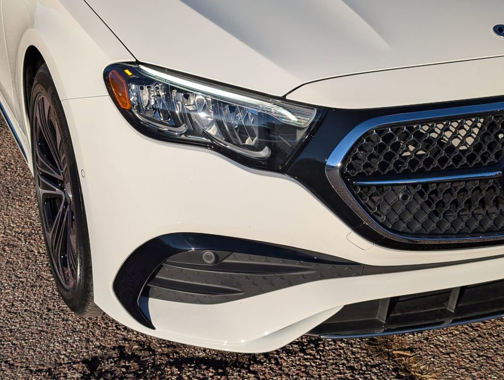 New 2026 Mercedes-Benz E 450 4MATIC Sedan image 8