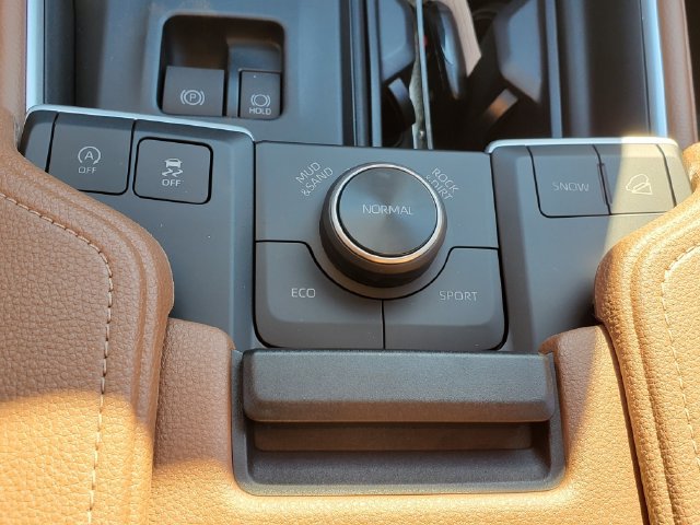 New 2026 Toyota Grand Highlander AWD image 31
