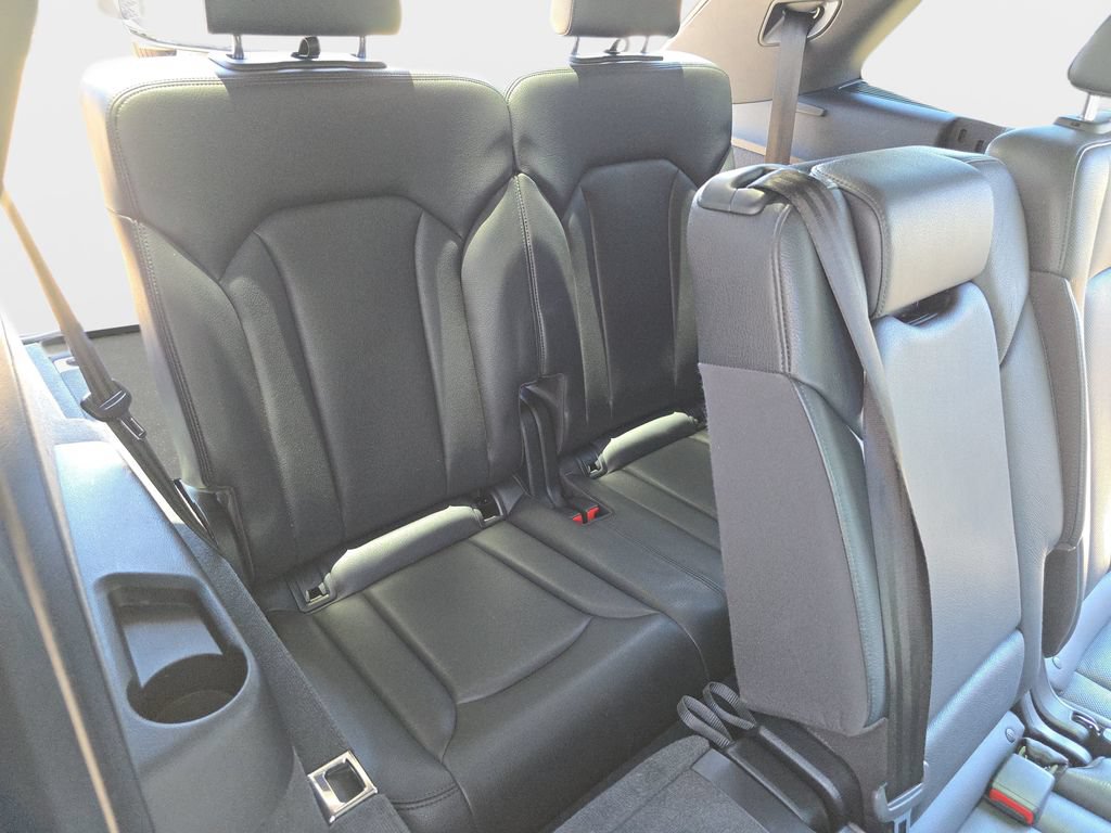 Used 2018 Audi Q7 2.0T Premium Plus AWD/4WD image 16
