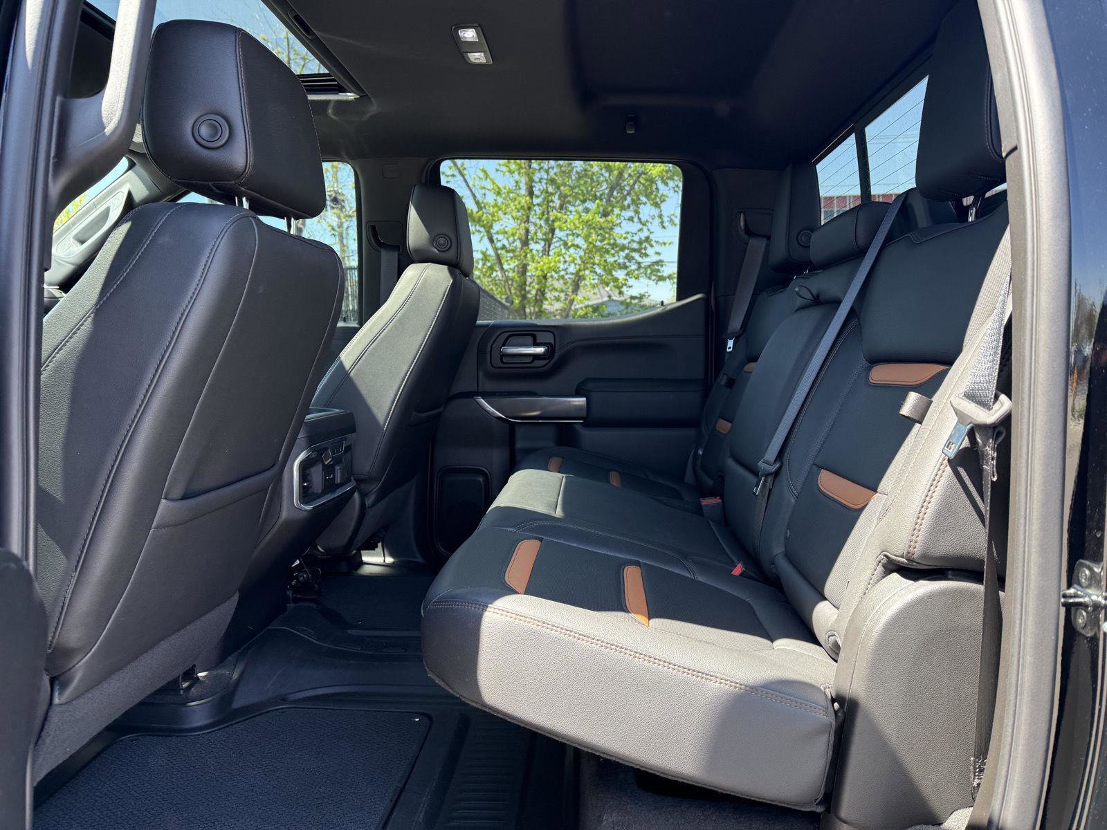 Used 2021 GMC Sierra 1500 AT4 w/ AT4 Premium Package image 10