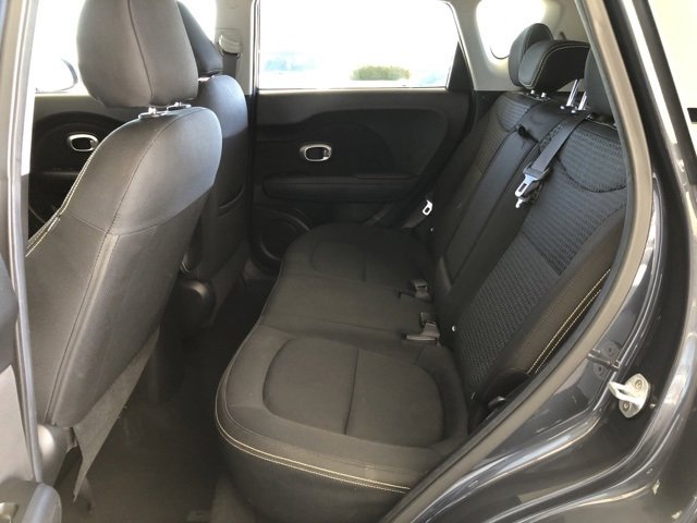 Used 2016 Kia Soul + image 39