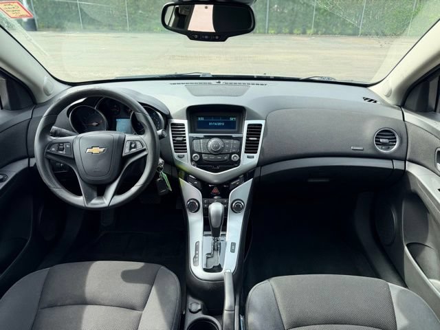 Used 2016 Chevrolet Cruze LT FWD image 15