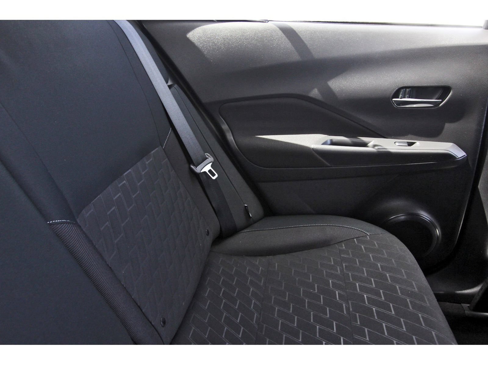 Certified 2023 Nissan Kicks SV FWD image 15