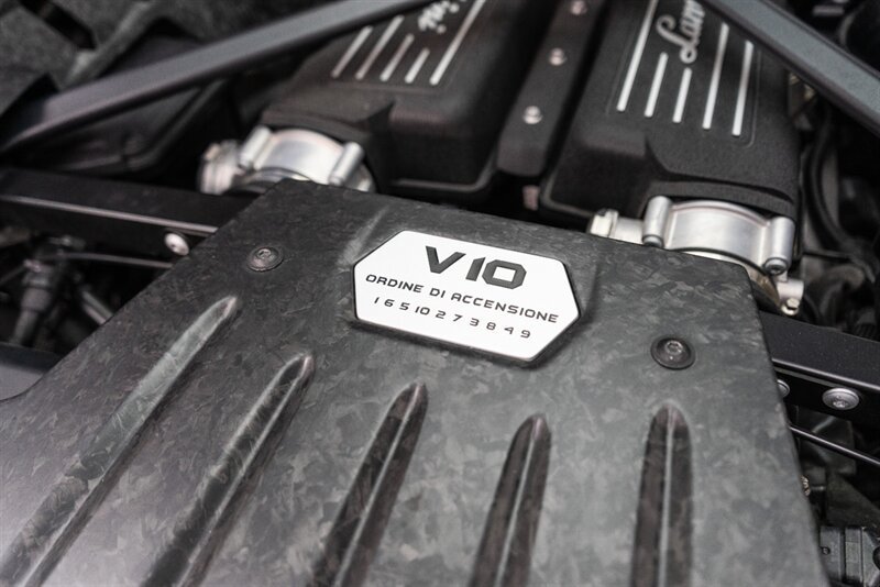 Used 2016 Lamborghini Huracan LP 580-2 RWD image 64