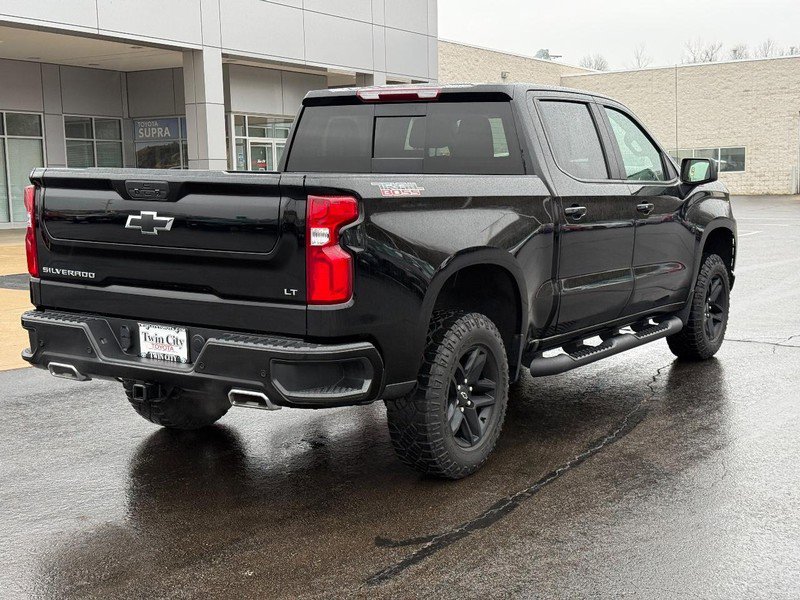 Used 2022 Chevrolet Silverado 1500 LT Trail Boss w/ LT Trail Boss Premium Package image 3