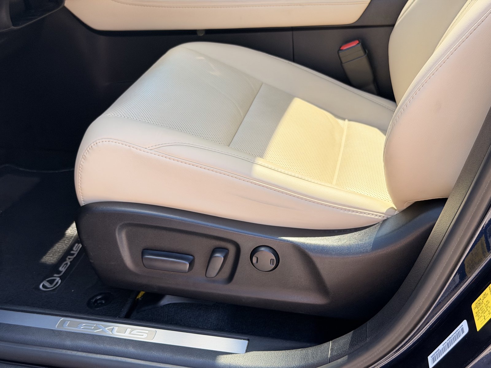 Used 2022 Lexus RX 350 FWD w/ Premium Package image 15